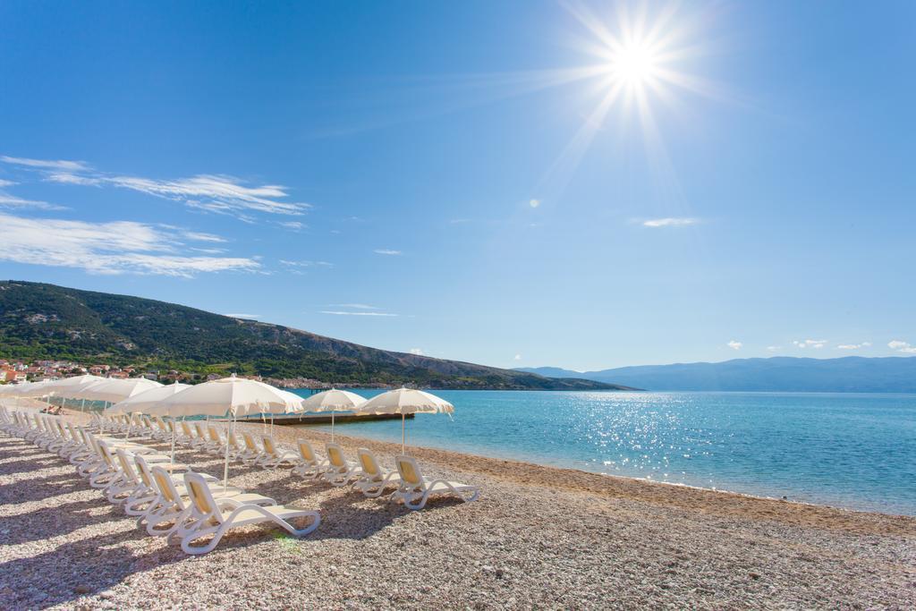 Baska Beach Camping Resort By Valamar Dış mekan fotoğraf