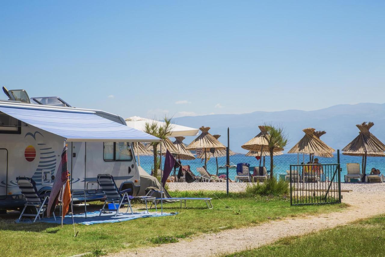 Baska Beach Camping Resort By Valamar Dış mekan fotoğraf